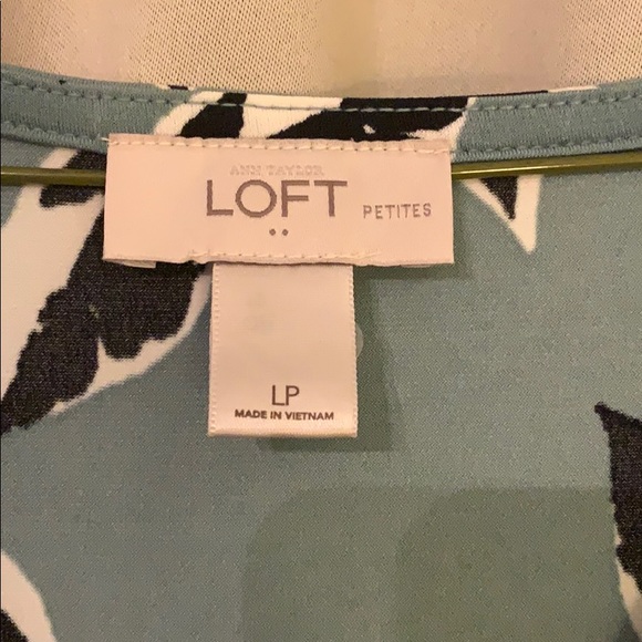 Loft Dress - size LP - Picture 3 of 3